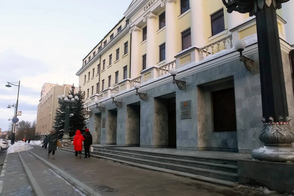 Самарская губернская дума обратилась в органы после высказываний представителя непарламентской партии об СВО