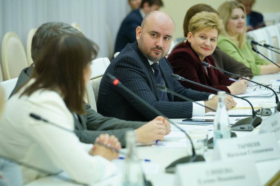 Вячеслав Федорищев встретился с победителями федеральной программы «Земский работник культуры»