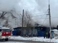 МЧС: в доме загорелась кровля на площади 50 квадратных метров
