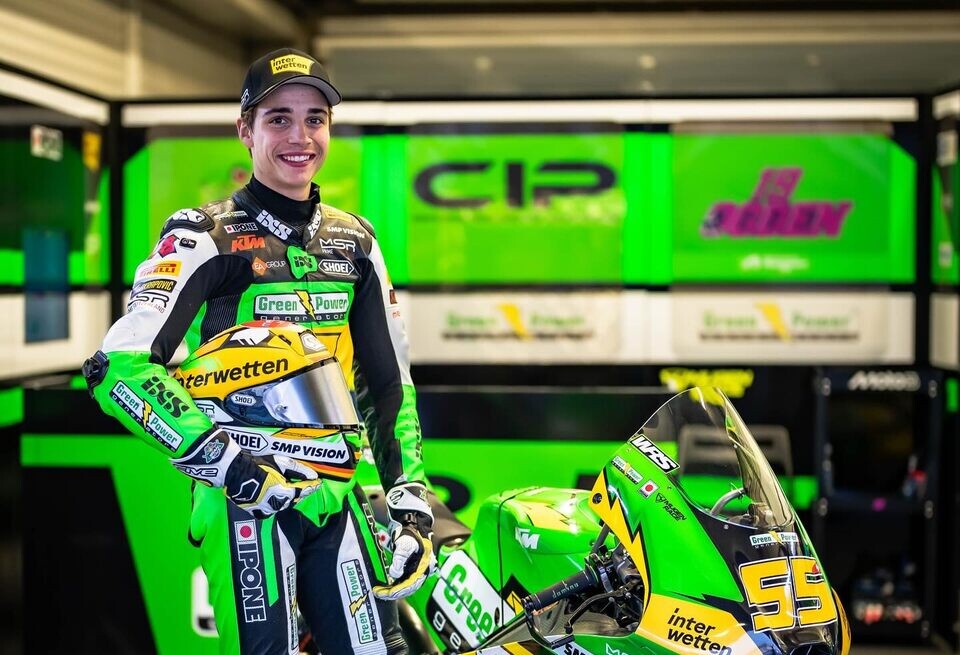 Гонщик Moto3 Ноа Деттвилер идет на поправку после серьезной аварии в Малайзии