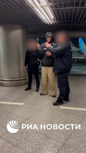 Комику Нурлану Сабурову запретили въезд в Россию на 50 лет - РИА Новости