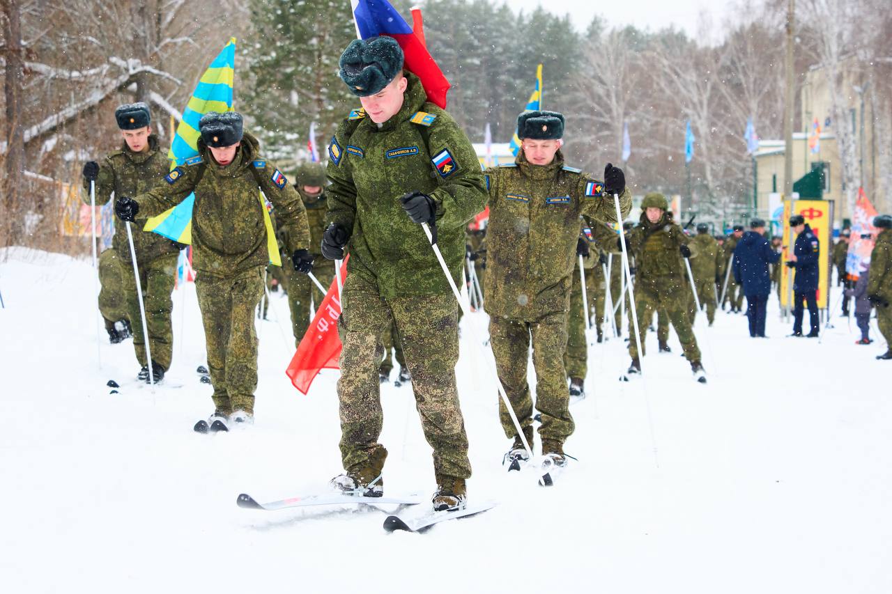 В Сызрани дан старт традиционному курсантскому марш-броску В Сызрани дан старт традиционному курсантскому марш-броску