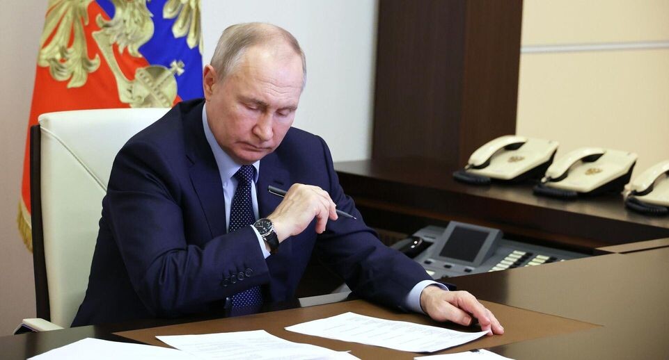 Путин не подписывал закон о компенсации для россиян: разоблачение фейка