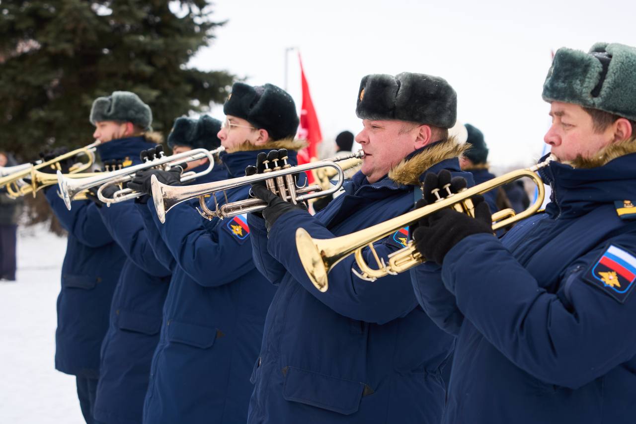 В Сызрани почтили память воинов-интернационалистов В Сызрани почтили память воинов-интернационалистов