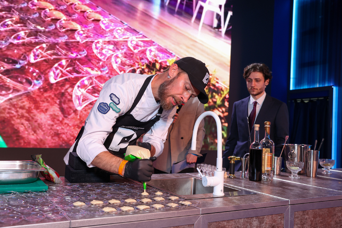 Слияние традиций и инноваций: кулинарный мастер-класс «Создавая будущее»