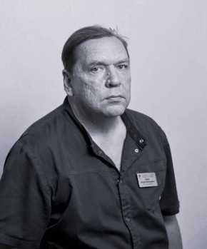 На 64-м году жизни умер врач-оториноларинголог Самарской областной детской клинической больницы им.Н.Н. Ивановой Андрей Ларин