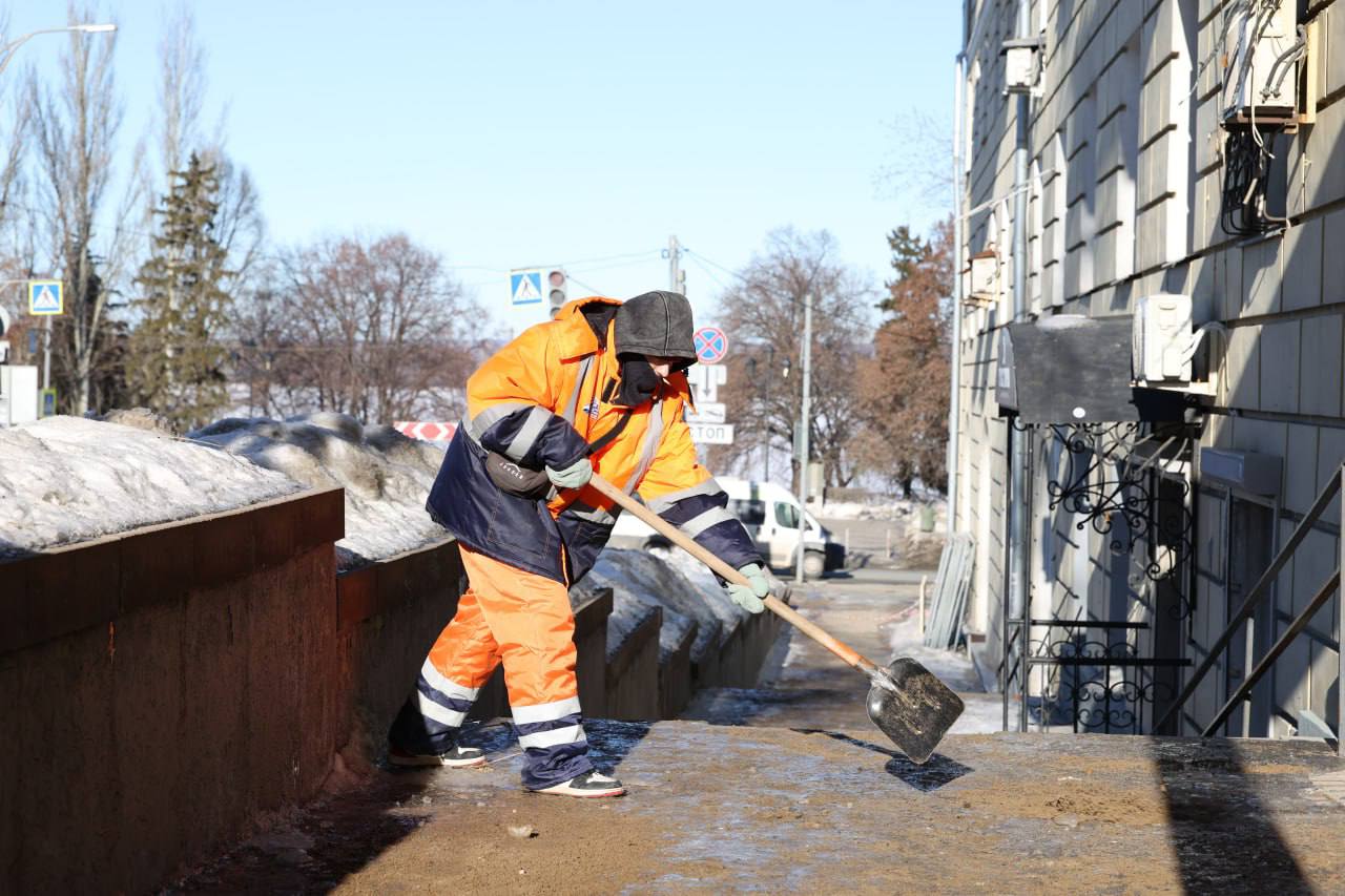 Осторожно, тонкий лёд!. Обращаем внимание жителей на необходимость соблюдения правил безопасности при выходе и выезде на лед Осторожно, тонкий лёд!. Обращаем внимание жителей на необходимость соблюдения правил безопасности при выходе и выезде на лед