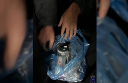 Иностранец пытался спрятать наркотики в коробке сока