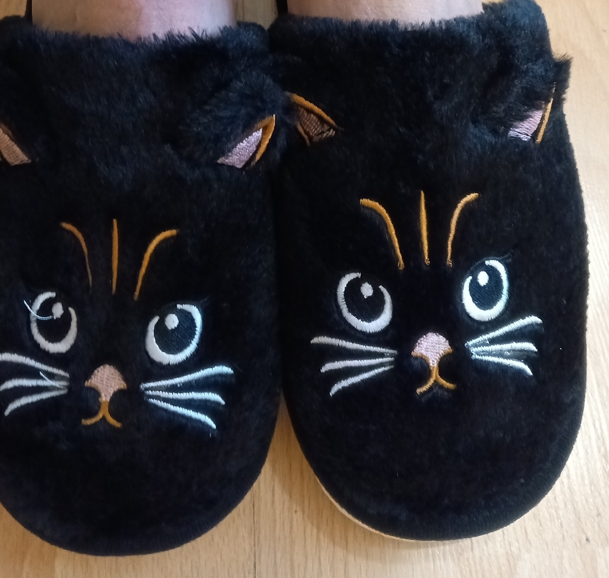 Как недорогие тапочки из Китая спасли мой вечер — забавная история и уроки покупок онлайн