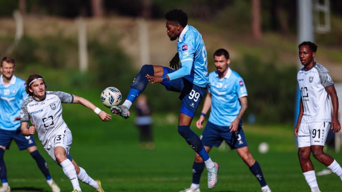 «Крылья Советов» уступили «Балтике» в последнем матче зимних сборов