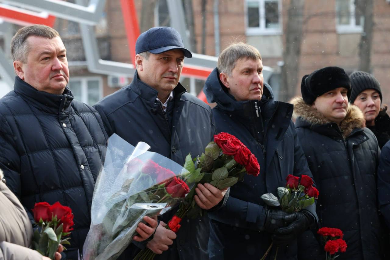 Память Героя Советского Союза Владимира Чудайкина почтили в Самаре у новой стелы в сквере его имени