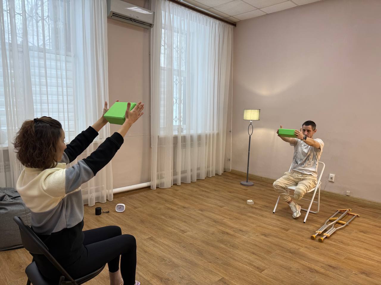 «Это помогает успокоиться и жить дальше»: в самарском «Сердце воина» родным участников СВО помогают восстановиться «Это помогает успокоиться и жить дальше»: в самарском «Сердце воина» родным участников СВО помогают восстановиться