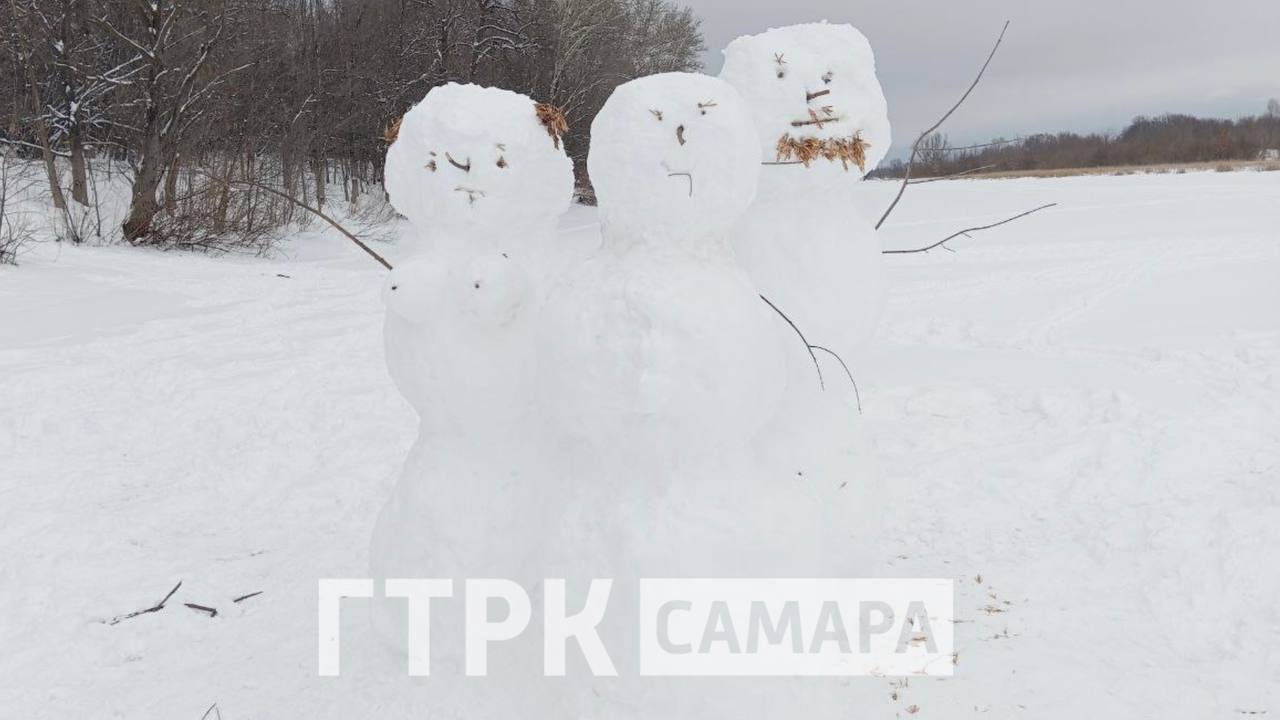 Сегодня на правом берегу Волги, напротив Самары, развернулись настоящие проводы зимы