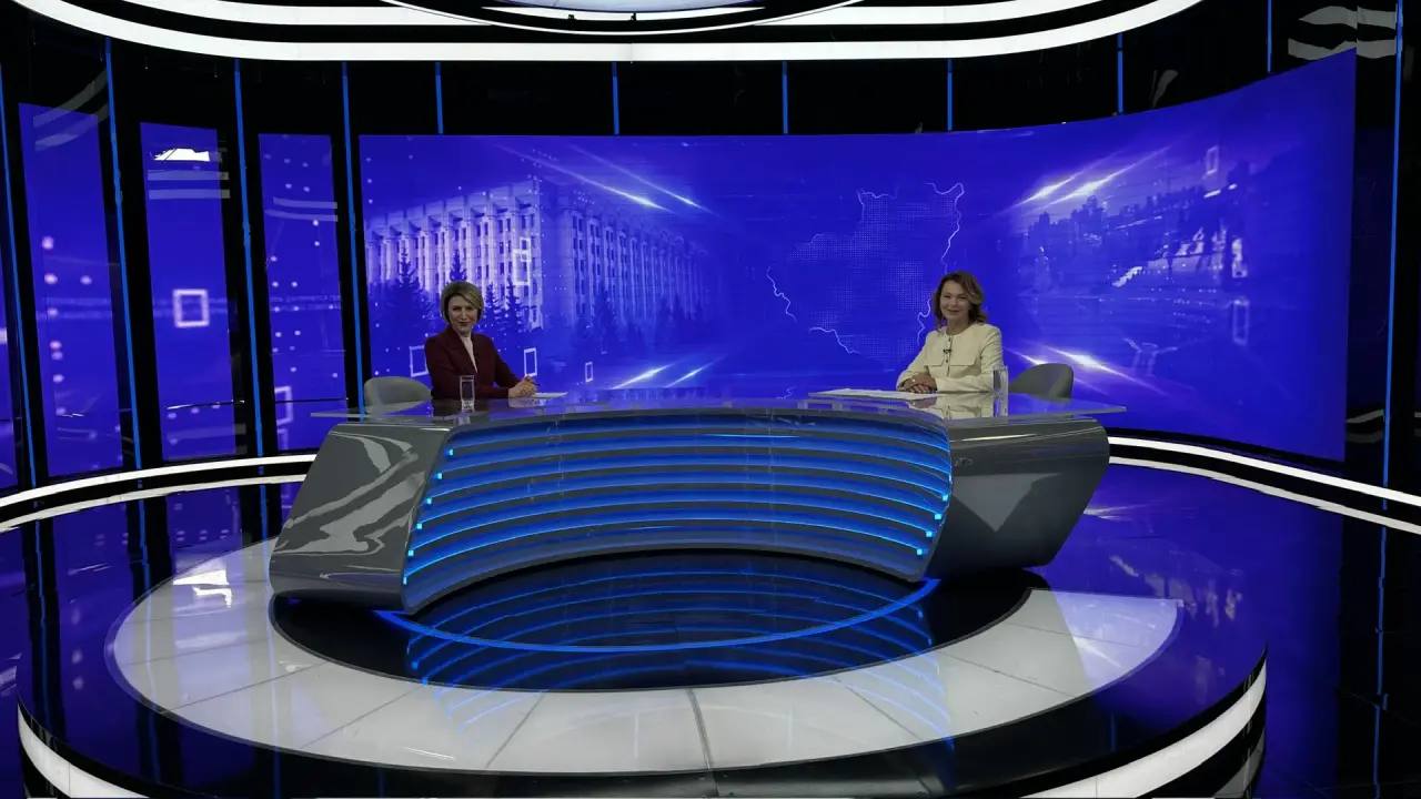 В студии ГТРК «Самара» состоялось интервью с врио заместителя председателя Правительства Самарской области — министром финансов Ольгой Собещанской В студии ГТРК «Самара» состоялось интервью с врио заместителя председателя Правительства Самарской области — министром финансов Ольгой Собещанской