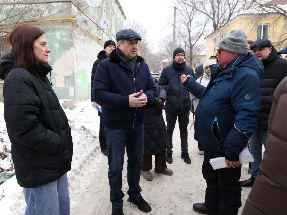 Глава Самары посетил проблемные дома в Октябрьском и Советском районах Самары