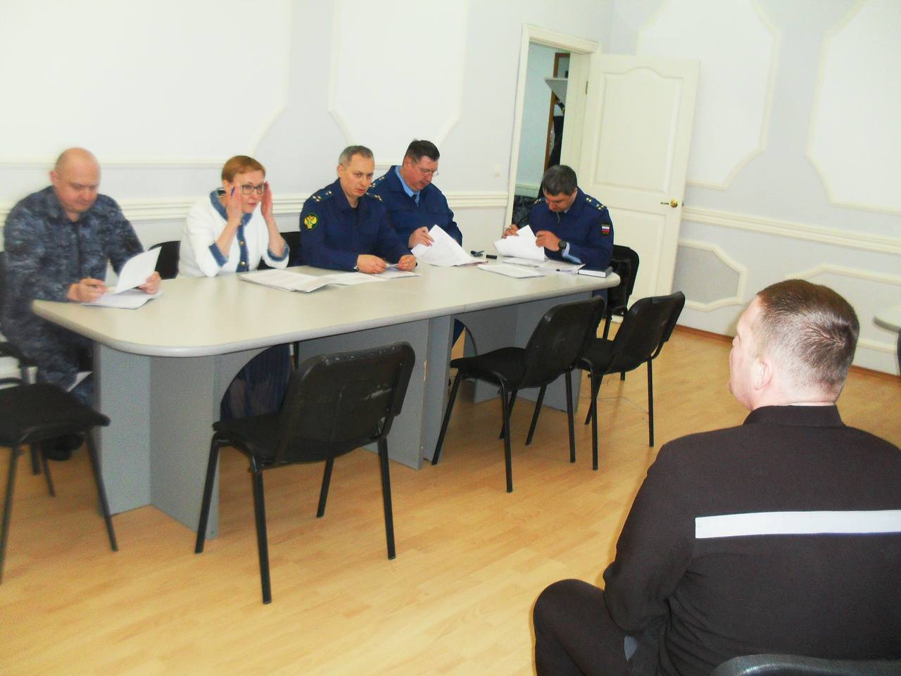 Заместитель прокурора области Евгений Петренко совместно с Уполномоченным по правам человека в Самарской области Еленой Лапушкиной с плановой проверкой соблюдения требований законодательства Российской Федерации посетили... Заместитель прокурора области Евгений Петренко совместно с Уполномоченным по правам человека в Самарской области Еленой Лапушкиной с плановой проверкой соблюдения требований законодательства Российской Федерации посетили...