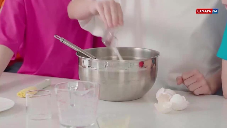 Телестудия «Товарищ»: «Времена года. Еда. 8 Марта»