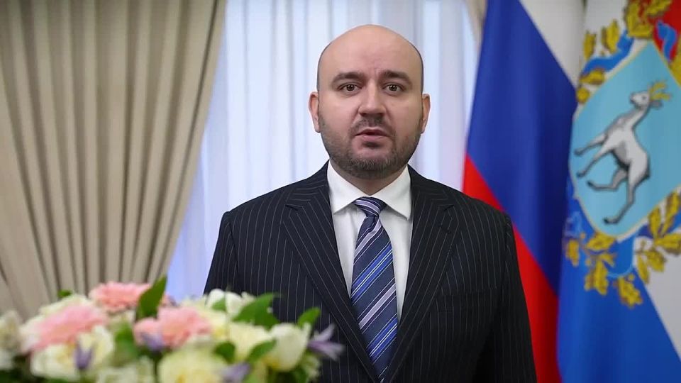 Поздравление губернатора Самарской области Вячеслава Федорищева: