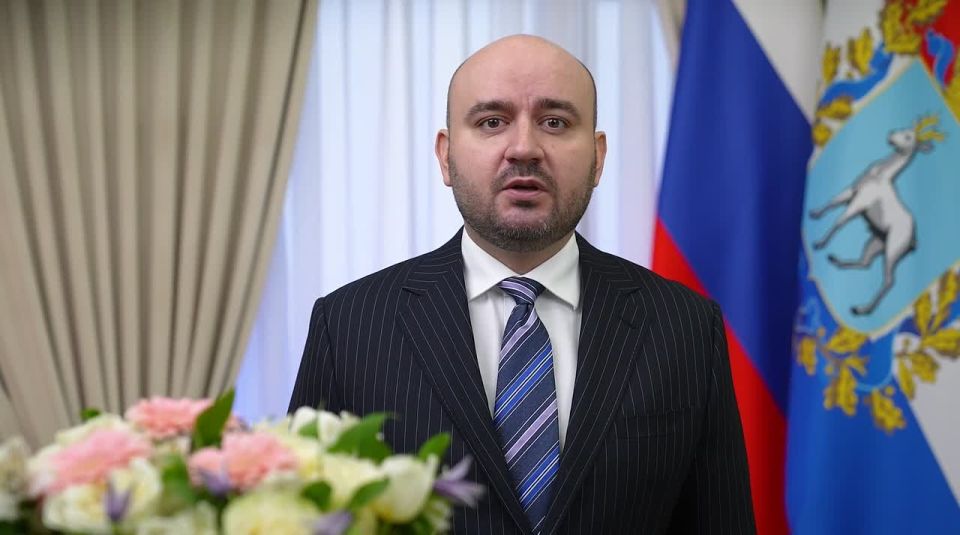 Поздравление губернатора Самарской области В.А. Федорищева с Международным женским днём