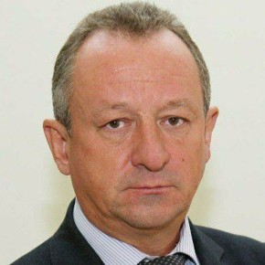 Самарский чиновник сначала спросил своих подписчиков, стоит ли ему переходить в MAX, но оставил только положительные реакции