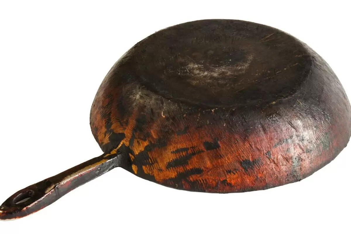 Тайные методы: как эффективно избавиться от нагара на сковородках