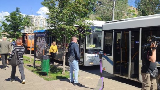 � ������ �������� 8 ���������� ��������� � ��������� �� ����� � ��������