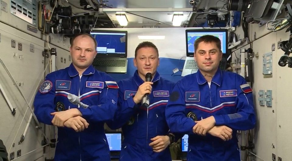 �� ����� ������ ����������� ����� � ������������� ����������� �������� �������� ������� ������ ����-�������� � ����������-���������� ������ ������, ������ ������ ���������� � ���, ��������� ������ ������� ������� �...