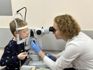 Самарские врачи на 80% восстановили зрение ребенку после тяжелой проникающей травмы