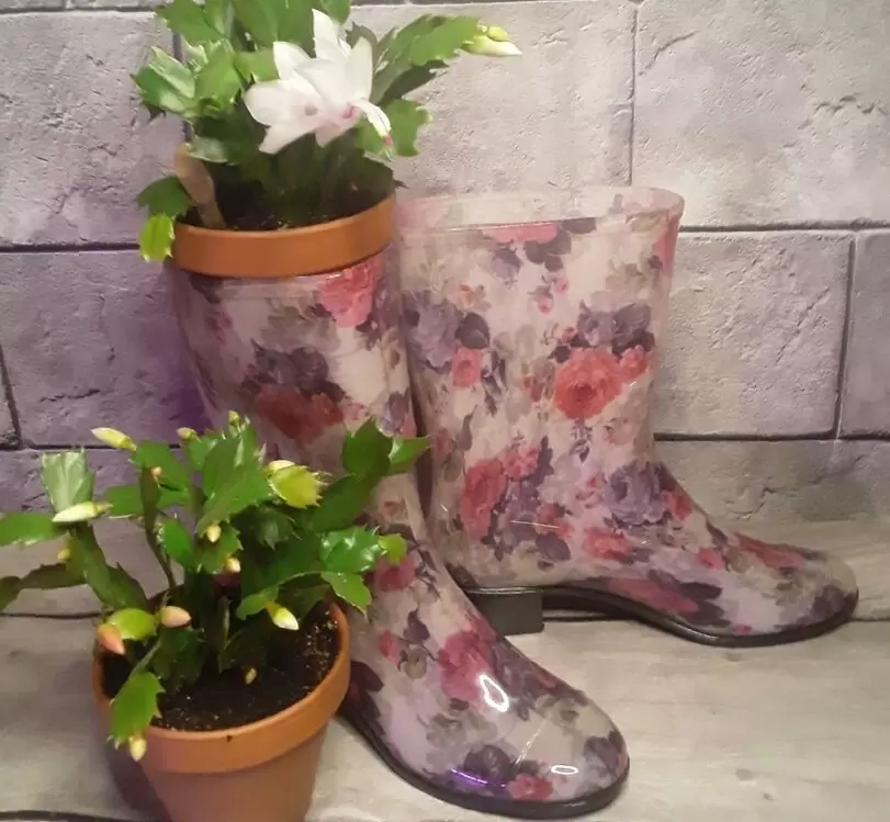 Как одна пара сапог стала темой смеха для целого класса