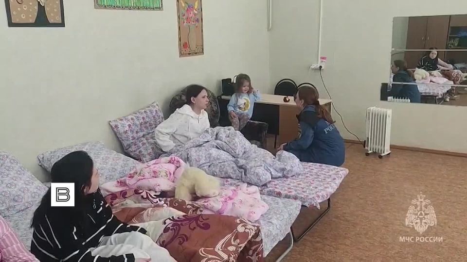 8 �������, � ��� ����� 3 �������, ��������� � ��� � ������� ����� ����� ������������ �� ����� ���, �������� � ���