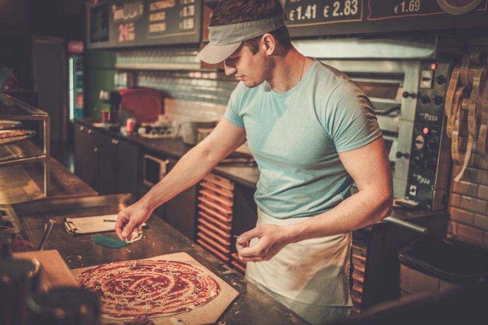 Pizza Hut ��������� ����� ���������� � ��������������: ��� ������?