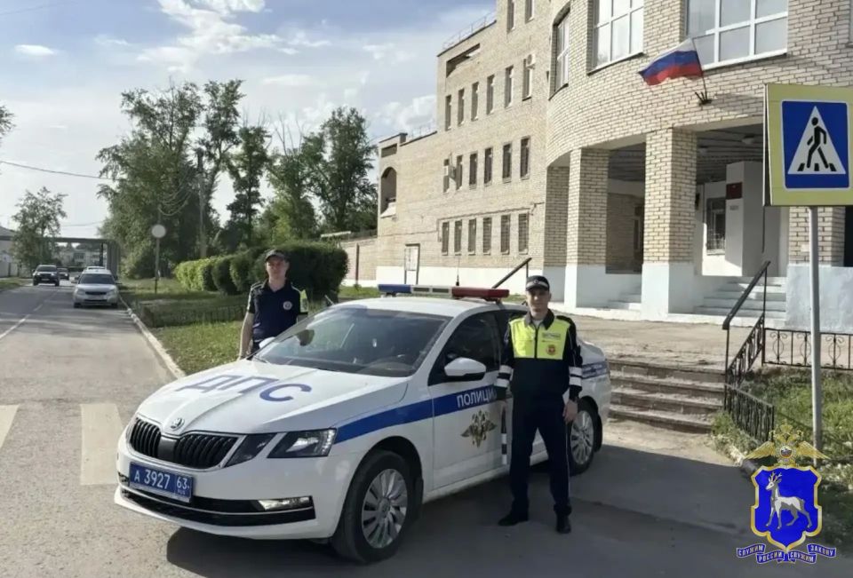 Сотрудники Госавтоинспекции Самарской области помогли женщине-водителю, оказавшейся в критической ситуации
