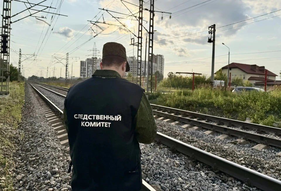60-летняя женщина погибла под грузовым поездом в Самарской области
