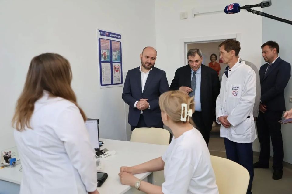 Вячеслав Федорищев посетил первый в Самарской области Центр медицины здорового долголетия