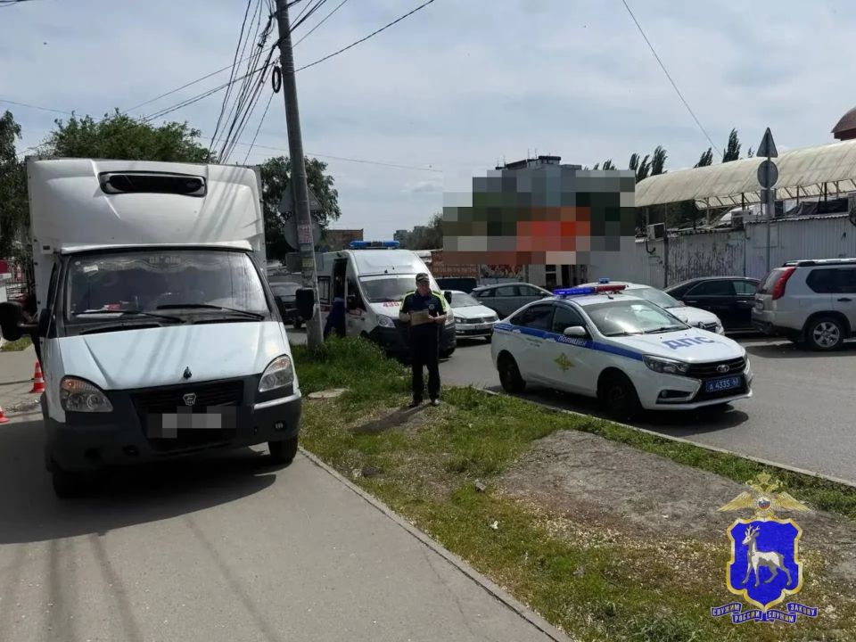 Полицейские работали на месте дорожно-транспортного происшествия на территории г. Самара
