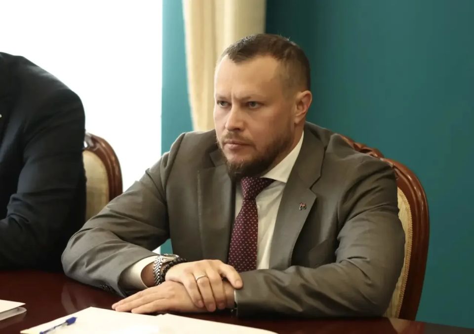 Вячеслав Федорищев: Провели рабочую встречу с генеральным директором ПАО «Т Плюс» Павлом Николаевичем Сниккарсом Вячеслав Федорищев: Провели рабочую встречу с генеральным директором ПАО «Т Плюс» Павлом Николаевичем Сниккарсом