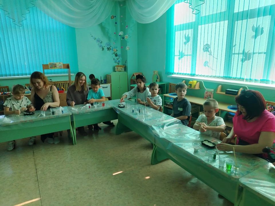 Из сада - в большую науку: День открытых дверей, лаборатория от «Тольяттиазота» и «химические сказки» Из сада - в большую науку: День открытых дверей, лаборатория от «Тольяттиазота» и «химические сказки»