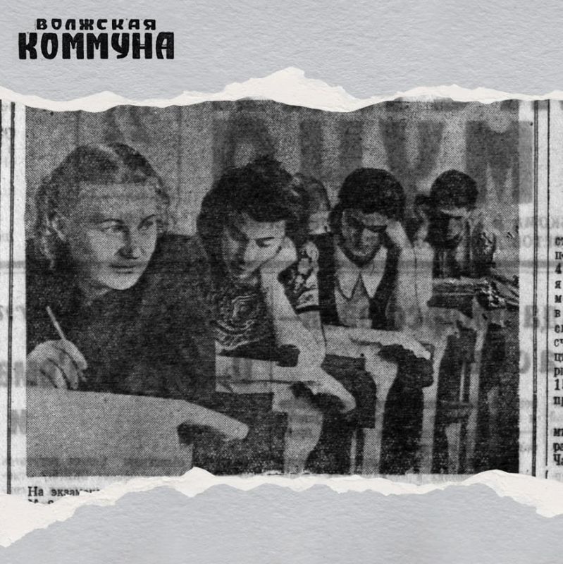 22 мая 1949 года в газете «Волжская коммуна» вышел материал об экзаменах в школах