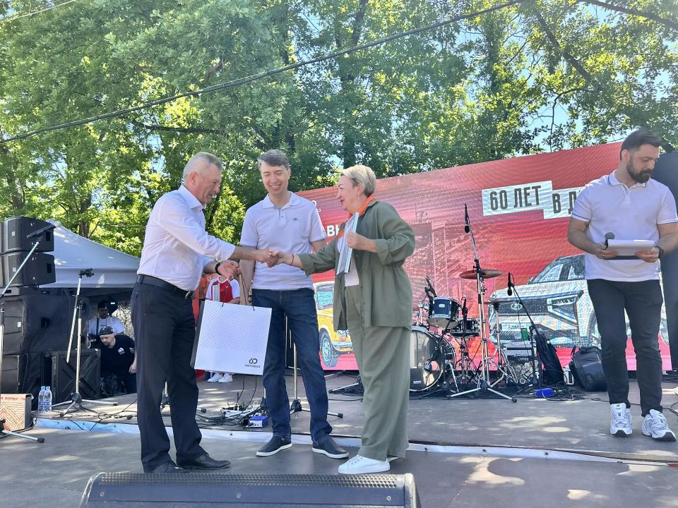 Это только начало! Подразделения АВТОВАЗа сегодня отмечают свои юбилеи - 40, 55 и 60 лет Это только начало! Подразделения АВТОВАЗа сегодня отмечают свои юбилеи - 40, 55 и 60 лет