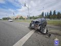 Сотрудники Госавтоинспекции работают на месте дорожно-транспортного происшествия в Самаре