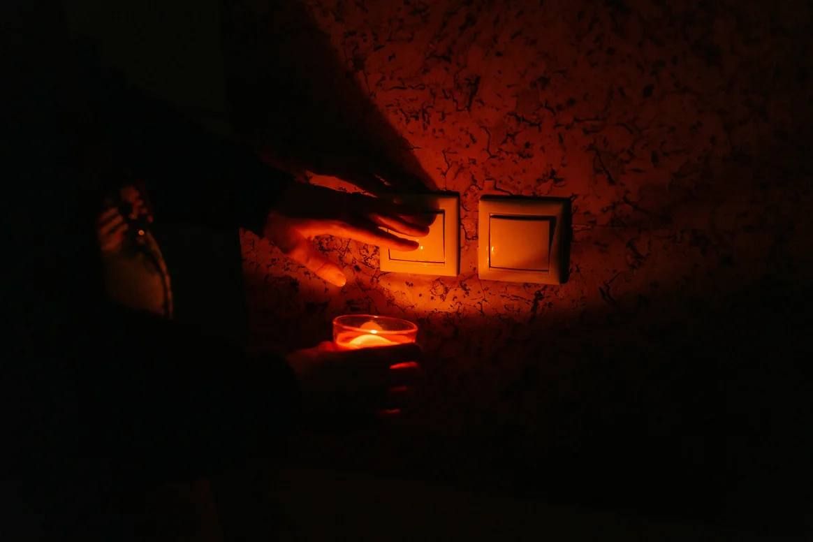 В Самарской области 55 домов и одна поликлиника остались без электричества