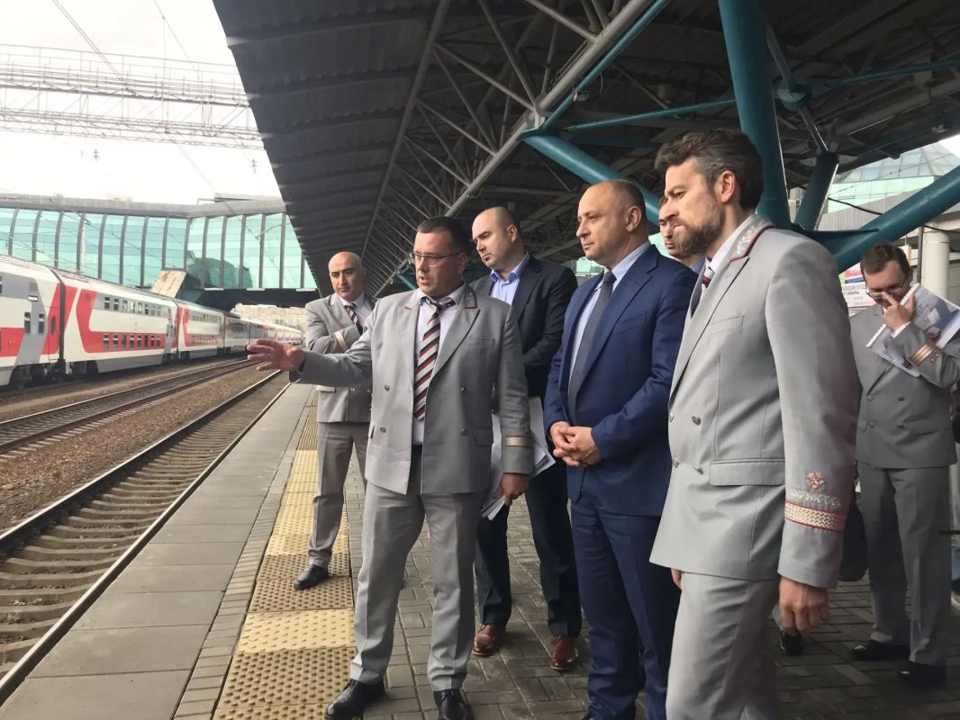 На Железнодорожном вокзале приготовились к запуску нового электропоезда "Самара-Сызрань" На Железнодорожном вокзале приготовились к запуску нового электропоезда "Самара-Сызрань"