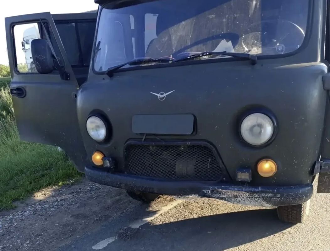 Помощь пожарных спасателей потребовалась при ДТП в Самарской области Помощь пожарных спасателей потребовалась при ДТП в Самарской области