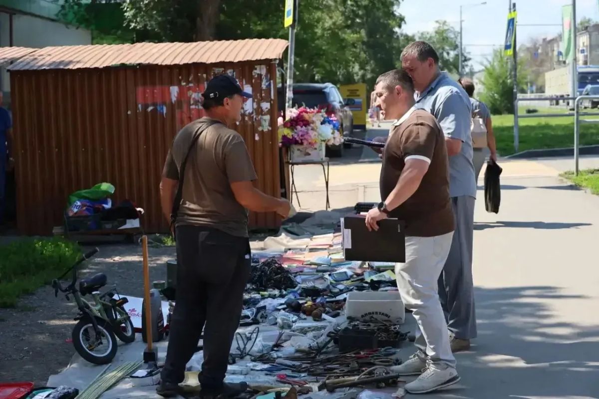 Более 1,3 млн рублей штрафов наложено на предпринимателей за незаконную торговлю в Самаре с начала 2026 года Более 1,3 млн рублей штрафов наложено на предпринимателей за незаконную торговлю в Самаре с начала 2026 года