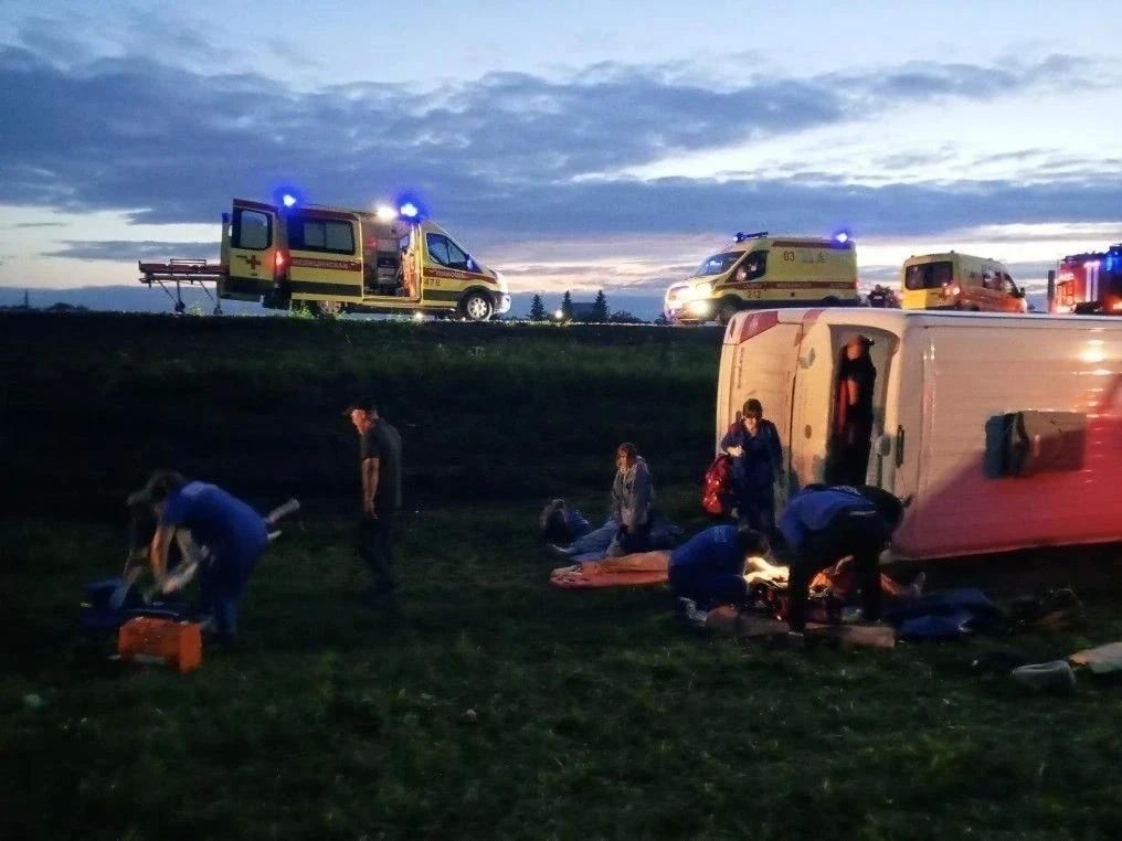 15 человек пострадали в ДТП с автобусом в Татарстане 15 человек пострадали в ДТП с автобусом в Татарстане