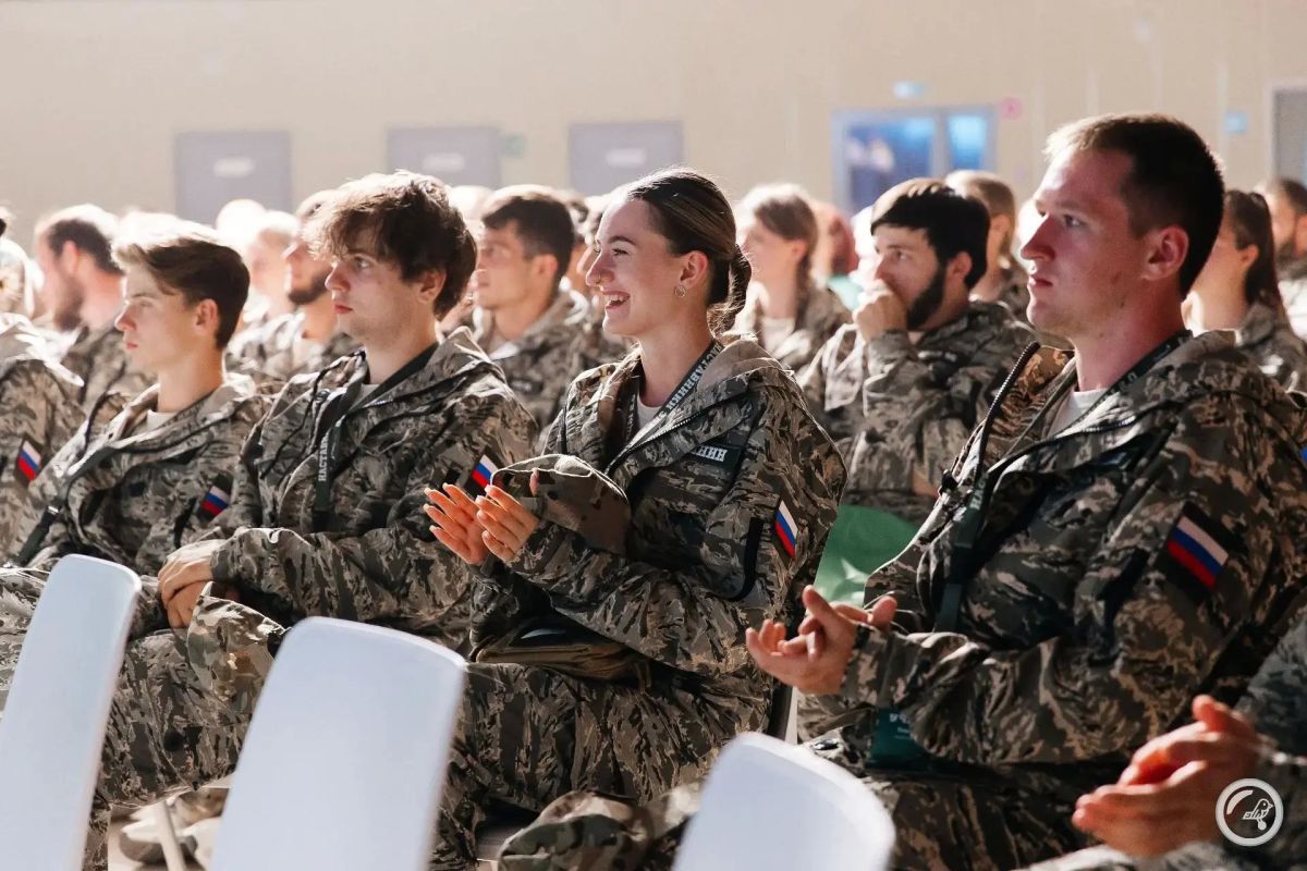 В Волгограде стартовала Всероссийская военно-патриотическая игра «Зарница 2.0 Педвузы» В Волгограде стартовала Всероссийская военно-патриотическая игра «Зарница 2.0 Педвузы»