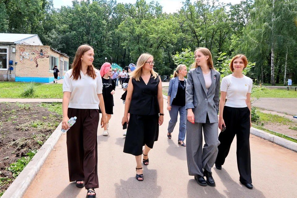 Депутаты оценили перспективы развития центра «Мужество» Депутаты оценили перспективы развития центра «Мужество»