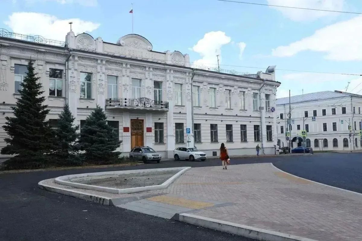 Стиль дизайна остановочных павильонов на площади Революции в Самаре выберут жители Стиль дизайна остановочных павильонов на площади Революции в Самаре выберут жители