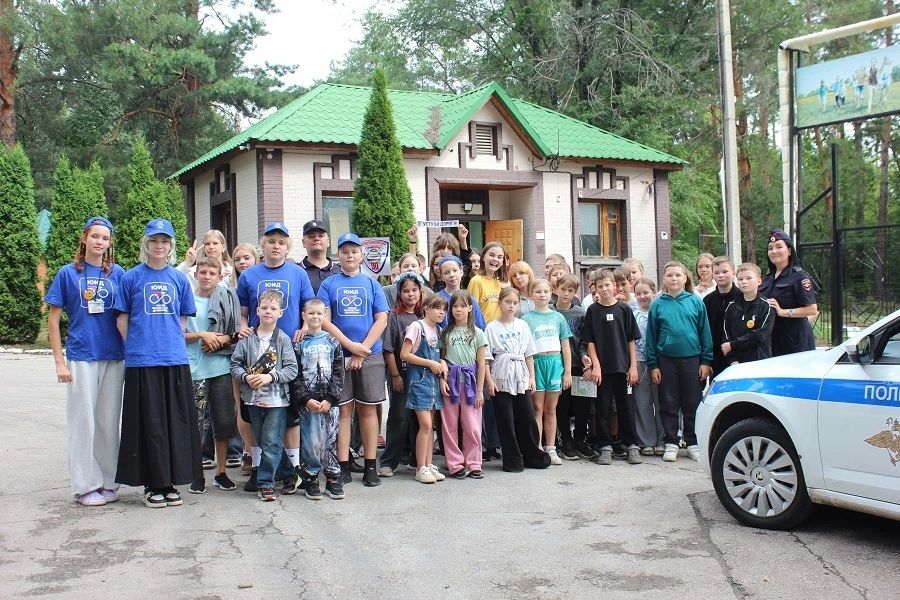В Самарской области госавтоинспекторы провели профилактические мероприятия с участниками дорожного движения В Самарской области госавтоинспекторы провели профилактические мероприятия с участниками дорожного движения