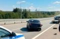 Утром на Обходе Тольятти иномарка осталась без колеса из-за столкновения с ограждением